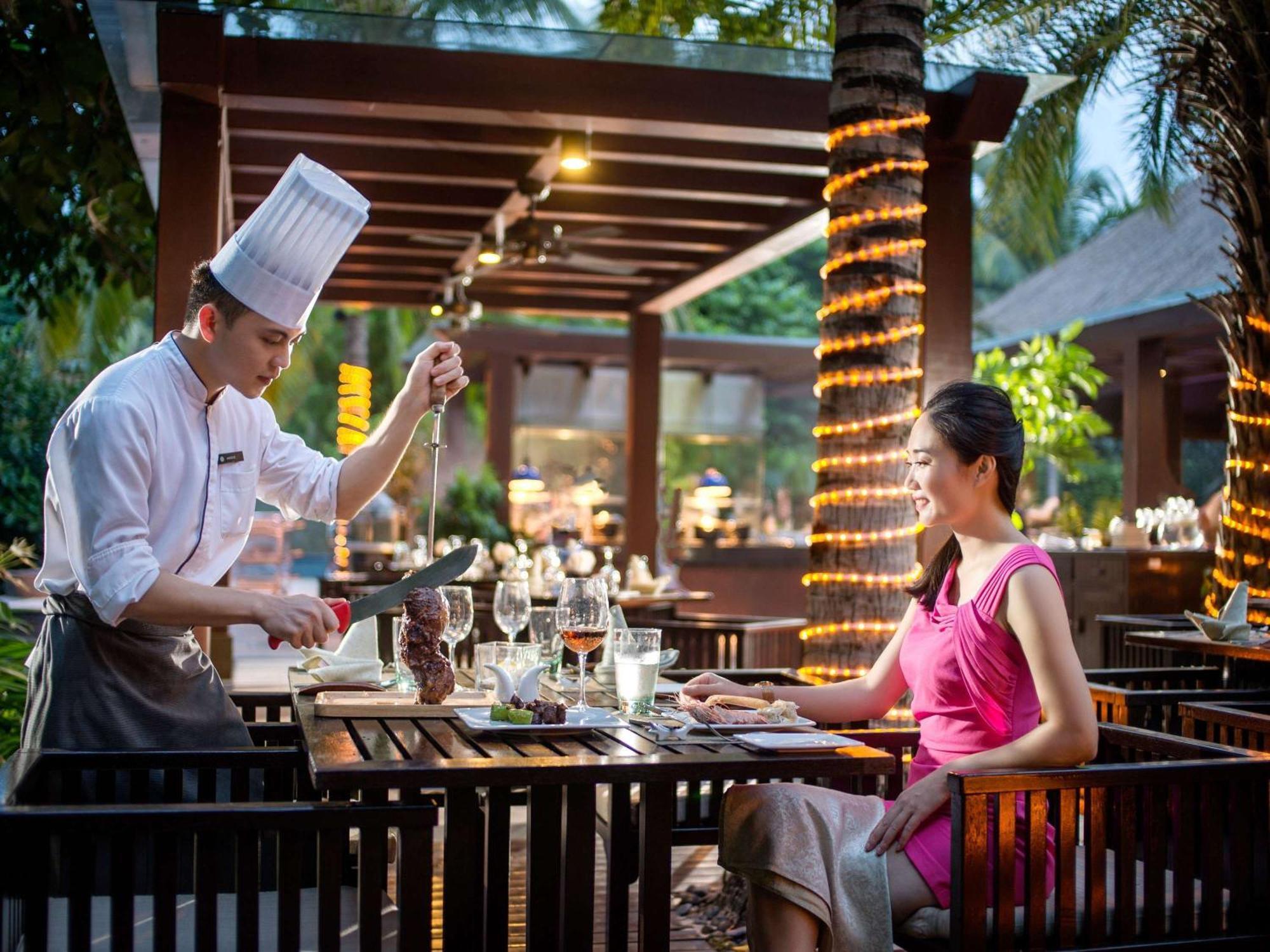 Pullman Oceanview Sanya Bay Resort & Spa Eksteriør billede